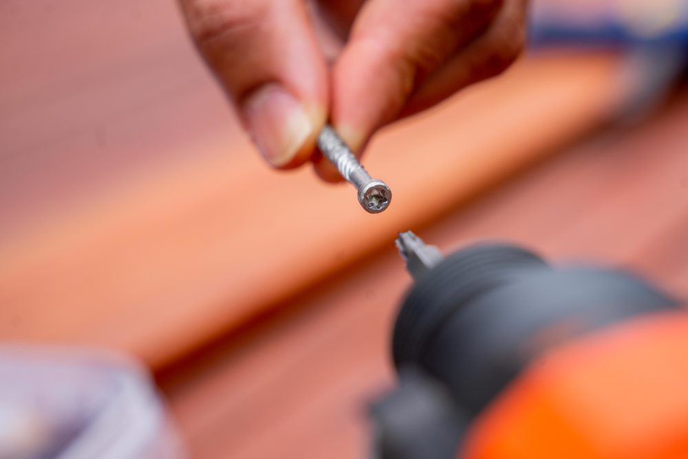 The selfcentering recess stardrive head allows for twice the torque