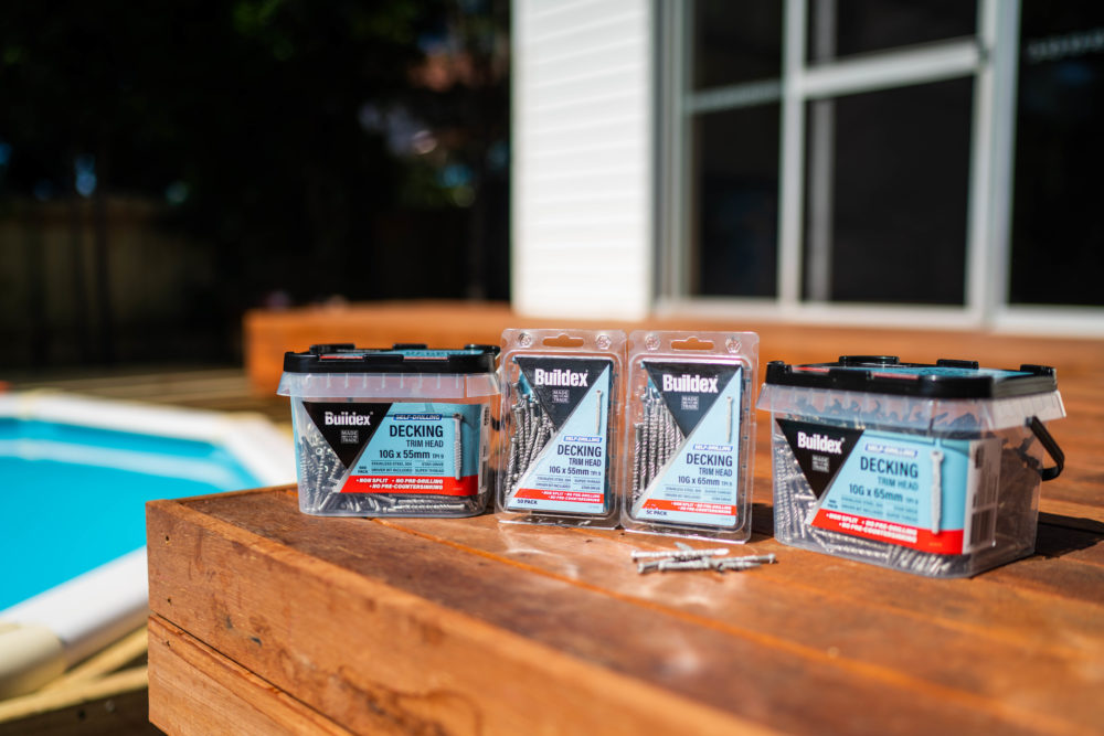 Each box of Buildex SelfDrilling Decking Screws includes a T20 star